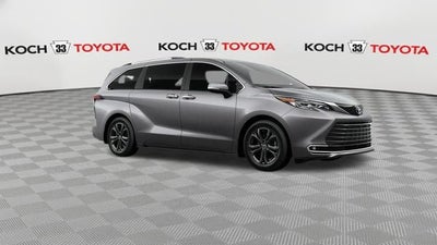 2026 Toyota Sienna Platinum