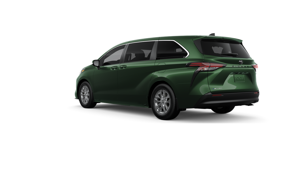 2026 Toyota Sienna LE