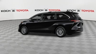2026 Toyota Sienna XLE