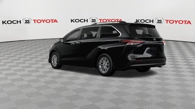 2026 Toyota Sienna XLE