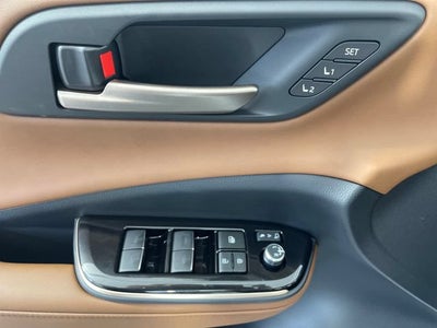 2026 Toyota Toyota Crown Signia Limited