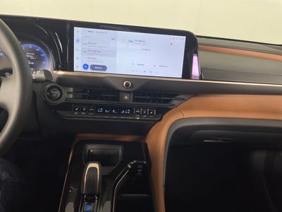 2026 Toyota Toyota Crown Signia Limited