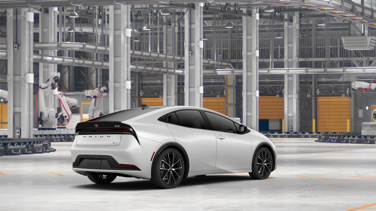 2027 Toyota Prius XLE