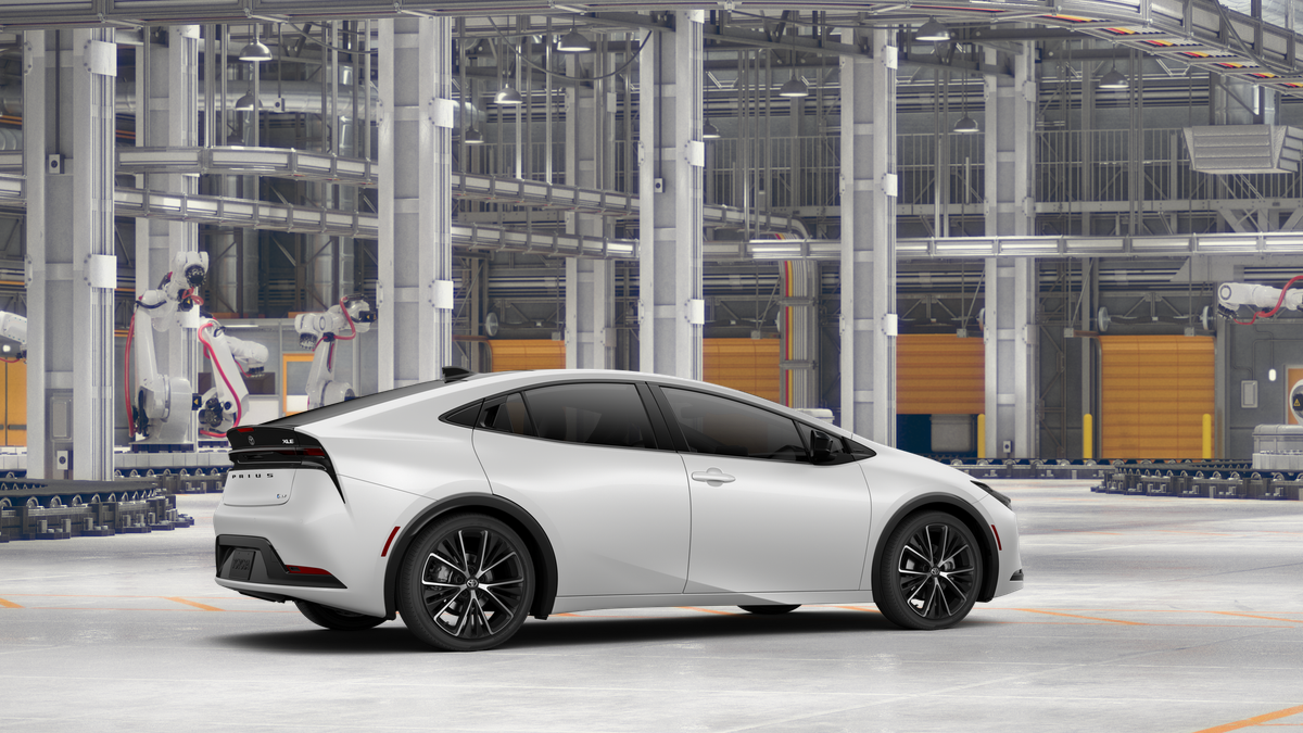 2027 Toyota Prius XLE