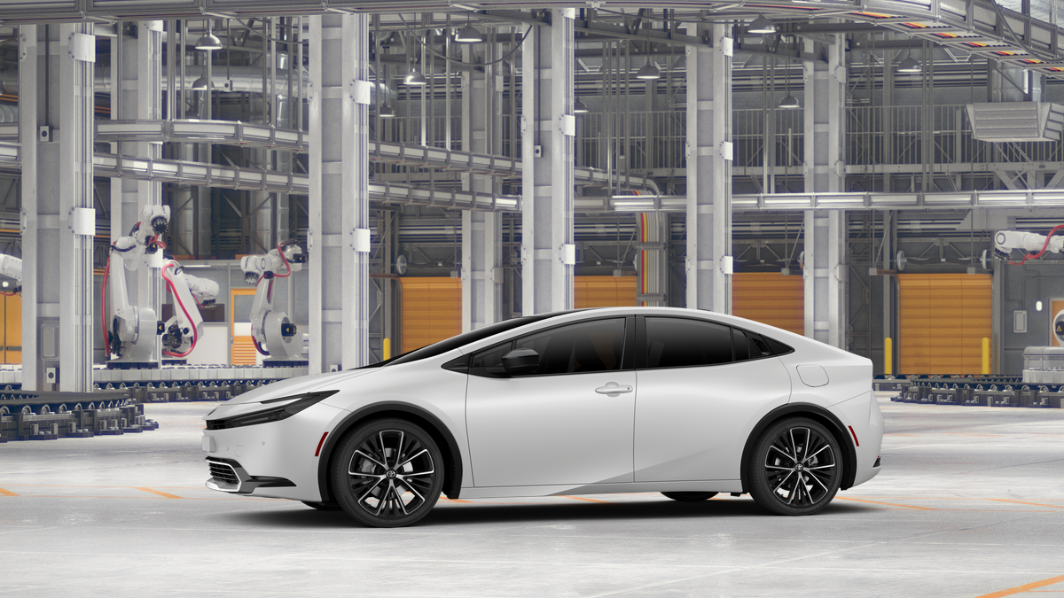 2027 Toyota Prius XLE