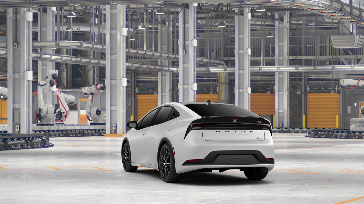 2027 Toyota Prius XLE