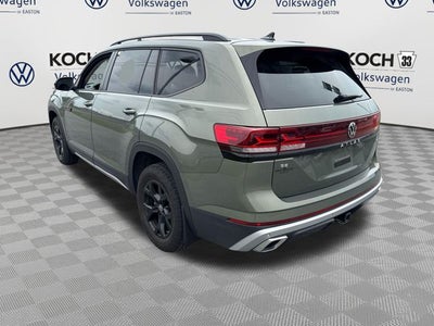 2024 Volkswagen Atlas 2.0T Peak Edition SE w/Technology