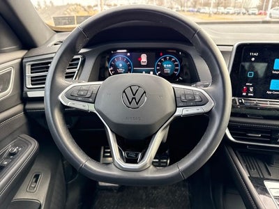 2025 Volkswagen Atlas Cross Sport 2.0T SEL Premium R-Line
