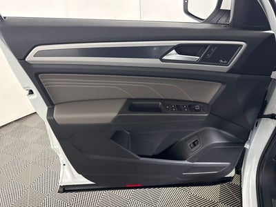 2023 Volkswagen Atlas 3.6L V6 SEL Premium R-Line