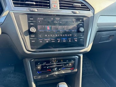 2022 Volkswagen Tiguan SE