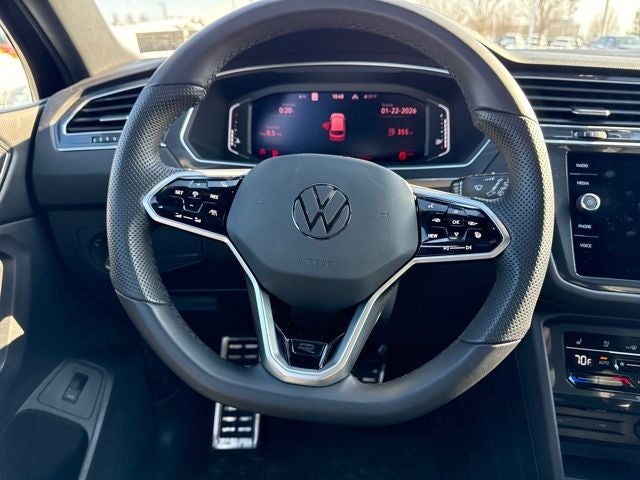 2024 Volkswagen Tiguan SEL R-Line