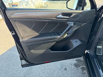 2024 Volkswagen Tiguan SEL R-Line