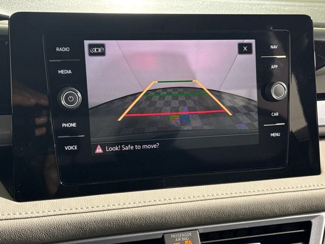 2025 Volkswagen Taos SEL