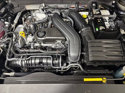 2025 Volkswagen Taos SEL