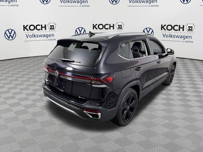 2025 Volkswagen Taos SEL