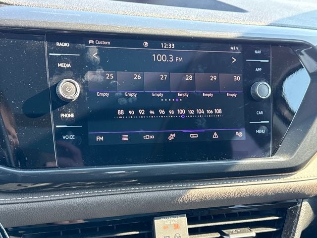 2024 Volkswagen Taos SEL