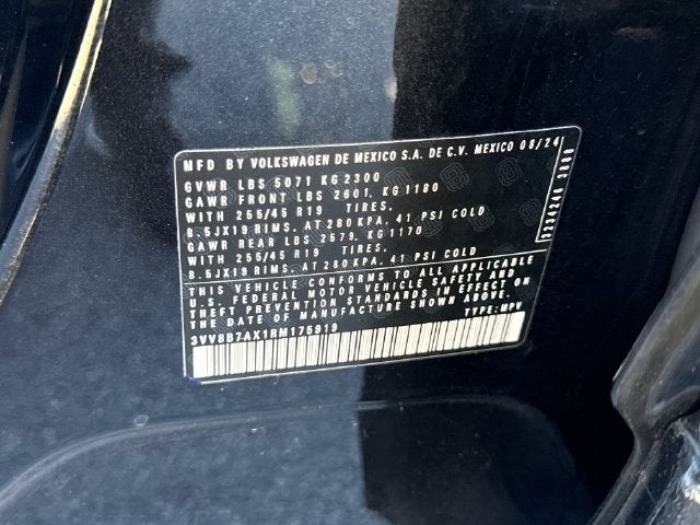 2024 Volkswagen Tiguan SE R-Line Black