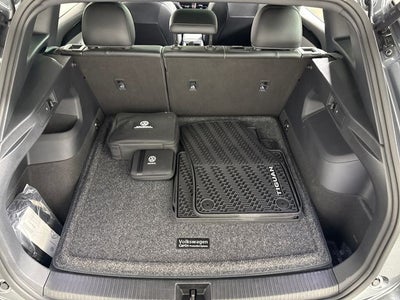 2025 Volkswagen Tiguan SE R-Line Black