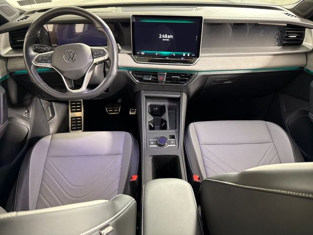 2025 Volkswagen Tiguan SE R-Line Black