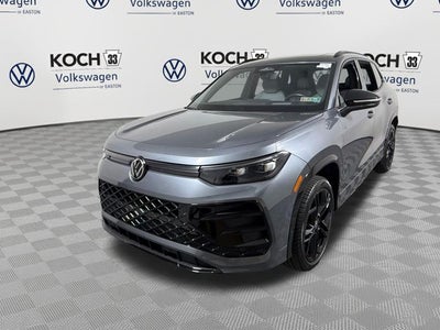 2025 Volkswagen Tiguan SE R-Line Black