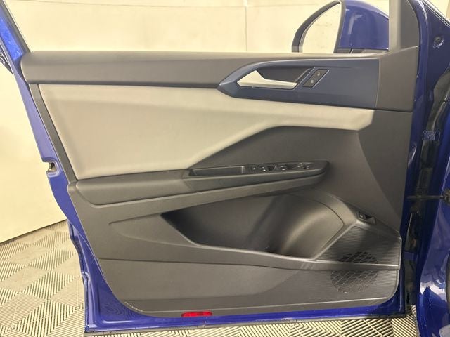 2022 Volkswagen Taos Base