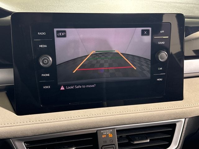2025 Volkswagen Taos SE