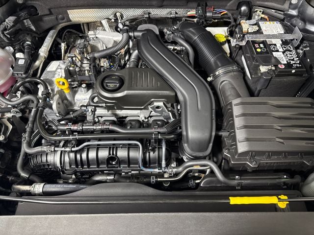 2025 Volkswagen Taos SE