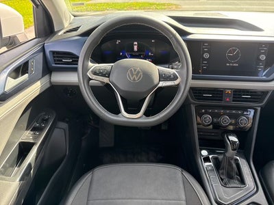 2024 Volkswagen Taos SE