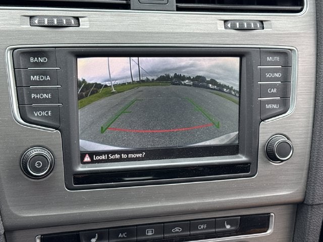 2016 Volkswagen Golf SportWagen TSI SE