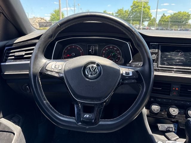2021 Volkswagen Jetta R-Line