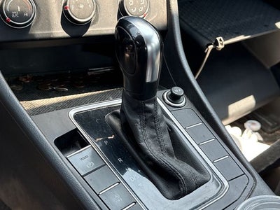 2019 Volkswagen Jetta Base