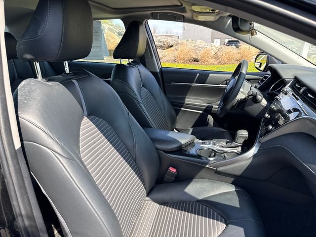 2018 Toyota Camry Hybrid Hybrid LE