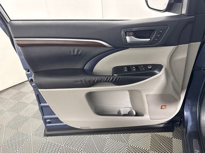 2016 Toyota Highlander Limited