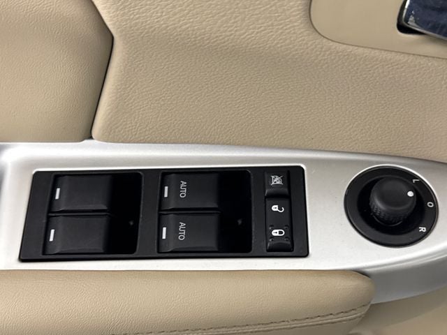 2013 Chrysler 200 Limited