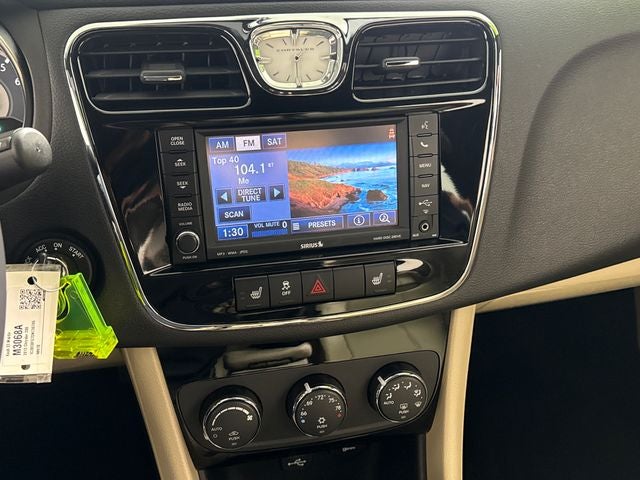 2013 Chrysler 200 Limited