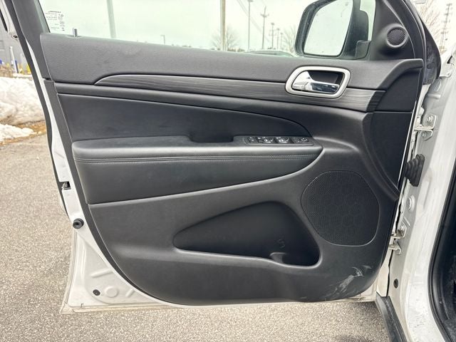 2020 Jeep Grand Cherokee Laredo E