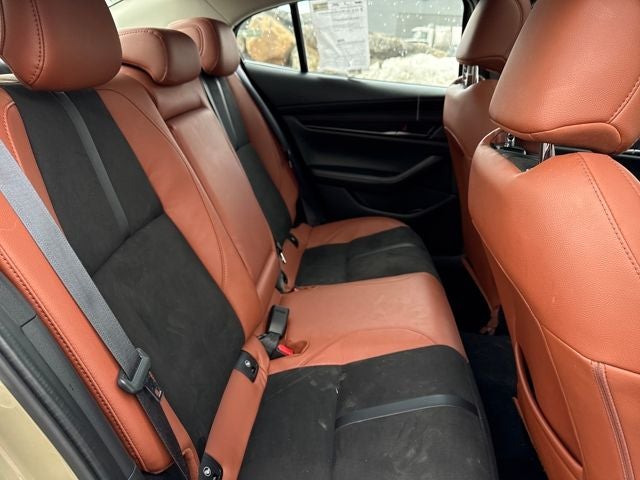 2024 Mazda Mazda3 2.5 Carbon Turbo