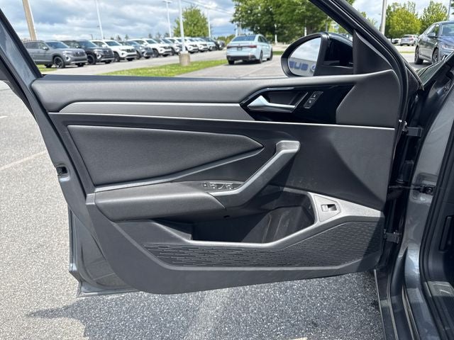 2019 Volkswagen Jetta R-Line