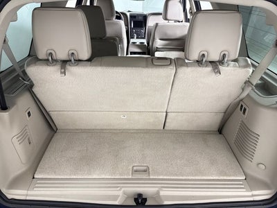 2015 Lincoln Navigator Base