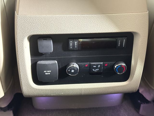 2015 Lincoln Navigator Base