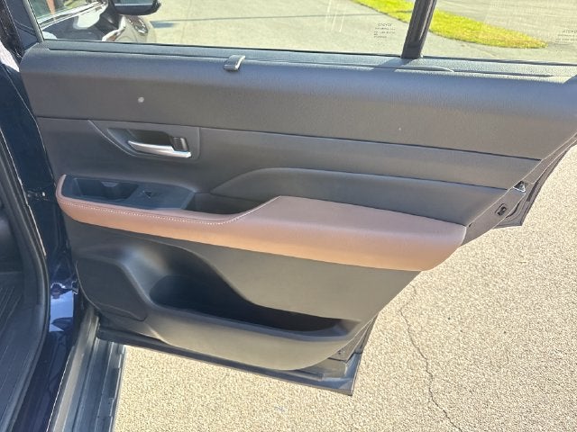 2025 Toyota Grand Highlander Hybrid MAX Platinum