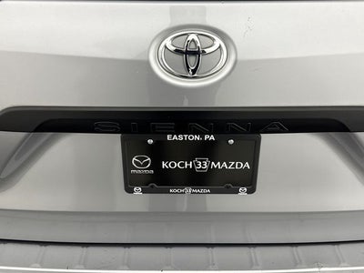 2012 Toyota Sienna Base 7 Passenger