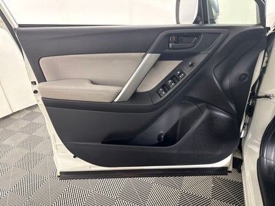 2015 Subaru Forester 2.5i