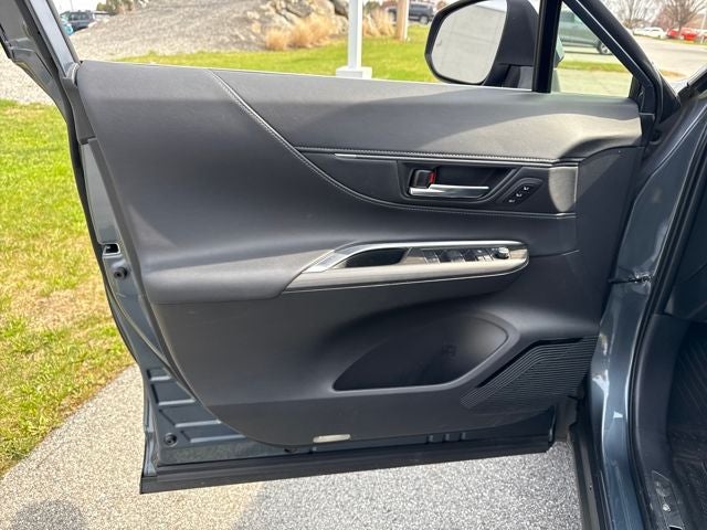 2022 Toyota Venza XLE