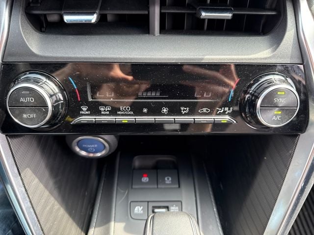 2022 Toyota Venza XLE