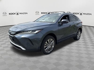 2022 Toyota Venza XLE