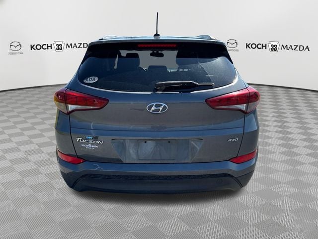2016 Hyundai Tucson SE