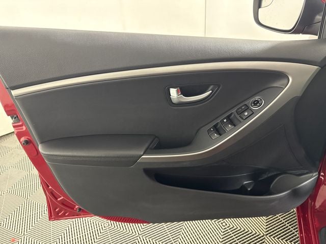 2017 Hyundai Elantra GT Base