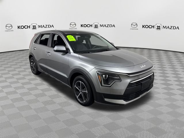 2023 Kia Niro LX