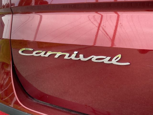 2022 Kia Carnival SX